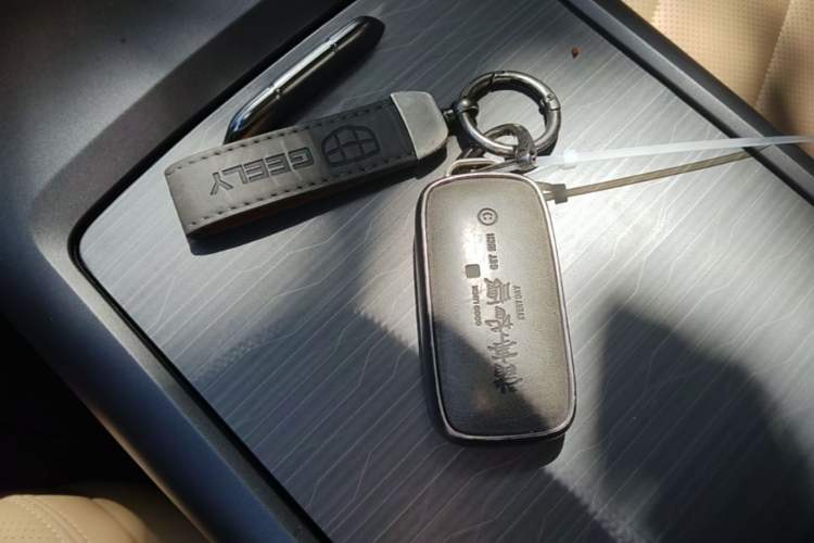 Used Geely Galaxy L6 2023 125km MAX Vehicle Key