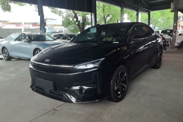 Used Geely Galaxy L6 2024 125km PLUS Dragon Edition