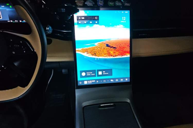Used Geely Galaxy L6 2024 125km PLUS Dragon Edition Audio And AC Panel