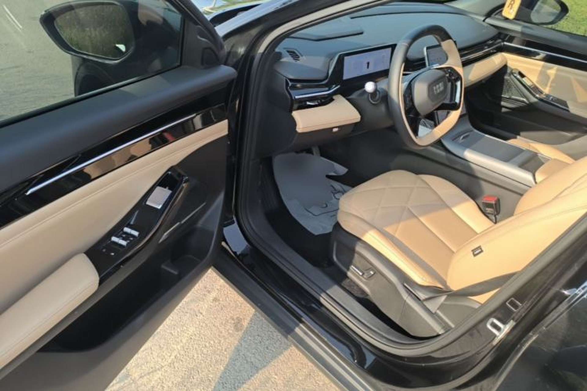 Used Geely Galaxy L6 2024 125km PLUS Dragon Edition Driver Seat