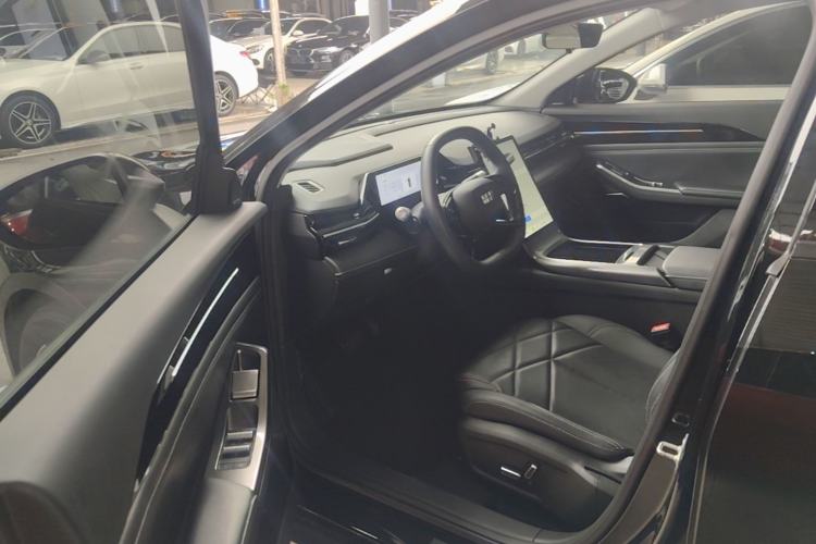 Used Geely Galaxy L6 2024 60km PLUS Dragon Edition Driver Seat