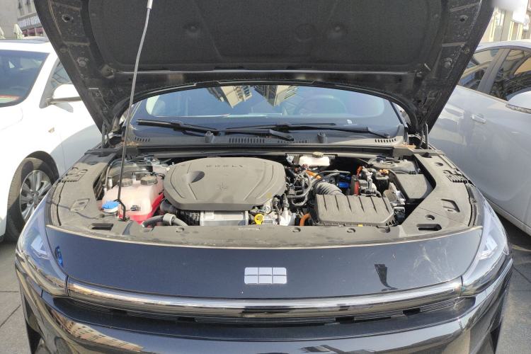 Used Geely Galaxy L6 2024 125km PLUS Dragon Edition Engine Bay
