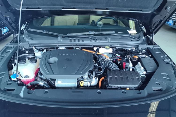 Used Geely Galaxy L6 2024 125km PLUS Dragon Edition Engine Bay