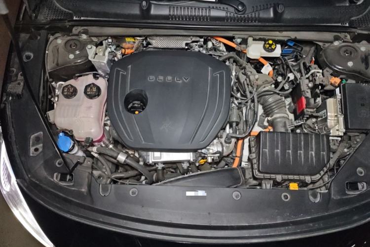 Used Geely Galaxy L6 2024 125km PLUS Dragon Edition Engine Bay