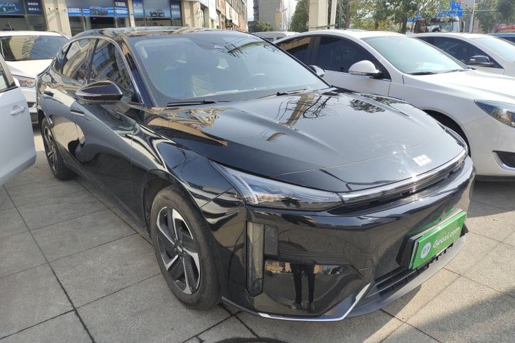 Used Geely Galaxy L6 2024 125km PLUS Dragon Edition Exterior 2