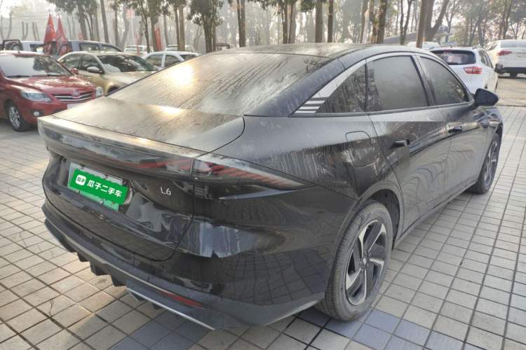 Used Geely Galaxy L6 2024 125km PLUS Dragon Edition Exterior 5