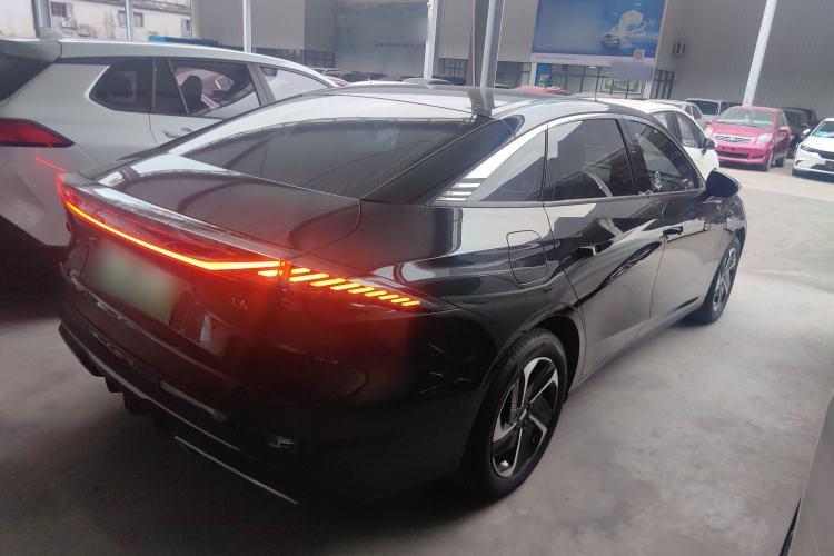 Used Geely Galaxy L6 2024 125km Creative Edition Exterior 5