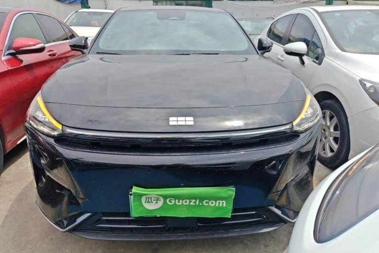 Used Geely Galaxy L6 2024 125km PLUS Dragon Edition Front
