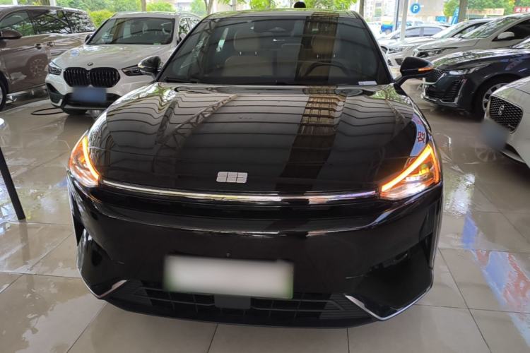Used Geely Galaxy L6 2024 125km PLUS Dragon Edition Front