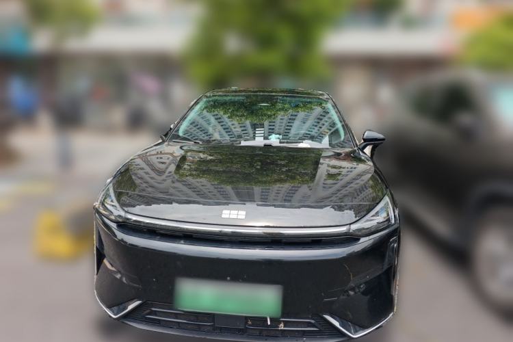 Used Geely Galaxy L6 2024 125km PLUS Dragon Edition Front