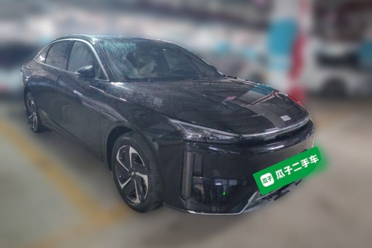 Used Geely Galaxy L6 2024 125km PLUS Dragon Edition Front Right 45 Deg