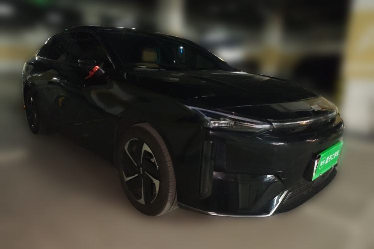 Used Geely Galaxy L6 2024 125km PLUS Dragon Edition Front Right 45 Deg