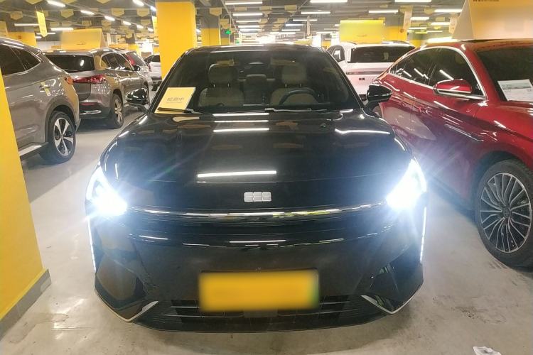 Used Geely Galaxy L6 2024 125km PLUS Dragon Edition Front
