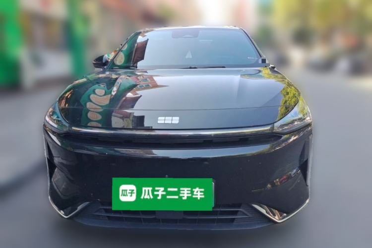 Used Geely Galaxy L6 2024 125km PLUS Dragon Edition Front