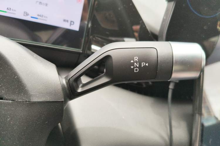 Used Geely Galaxy L6 2024 125km PLUS Dragon Edition Gear Lever
