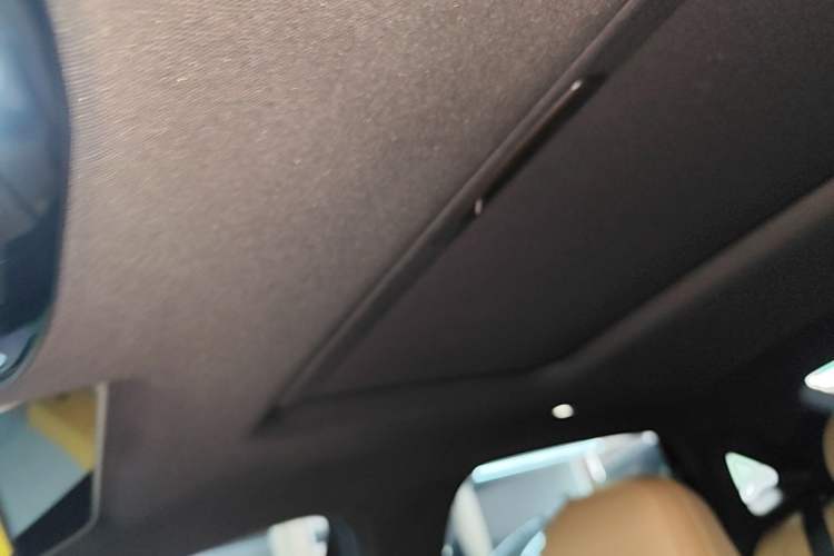 Used Geely Galaxy L6 2024 125km PLUS Dragon Edition Headliner
