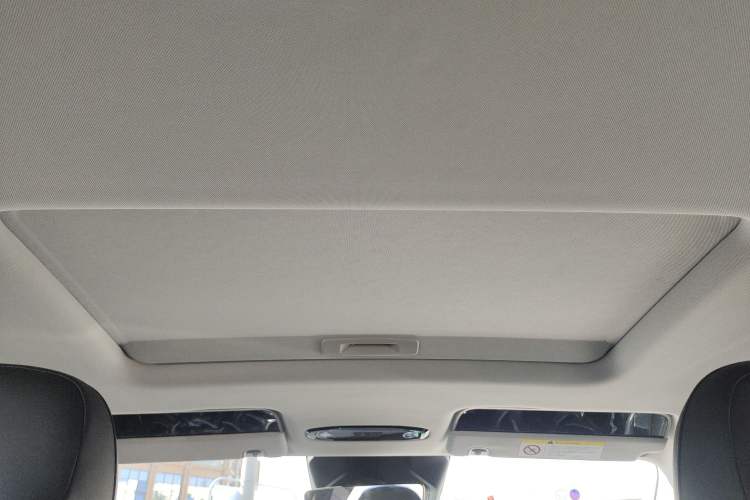 Used Geely Galaxy L6 2024 125km PLUS Dragon Edition Headliner