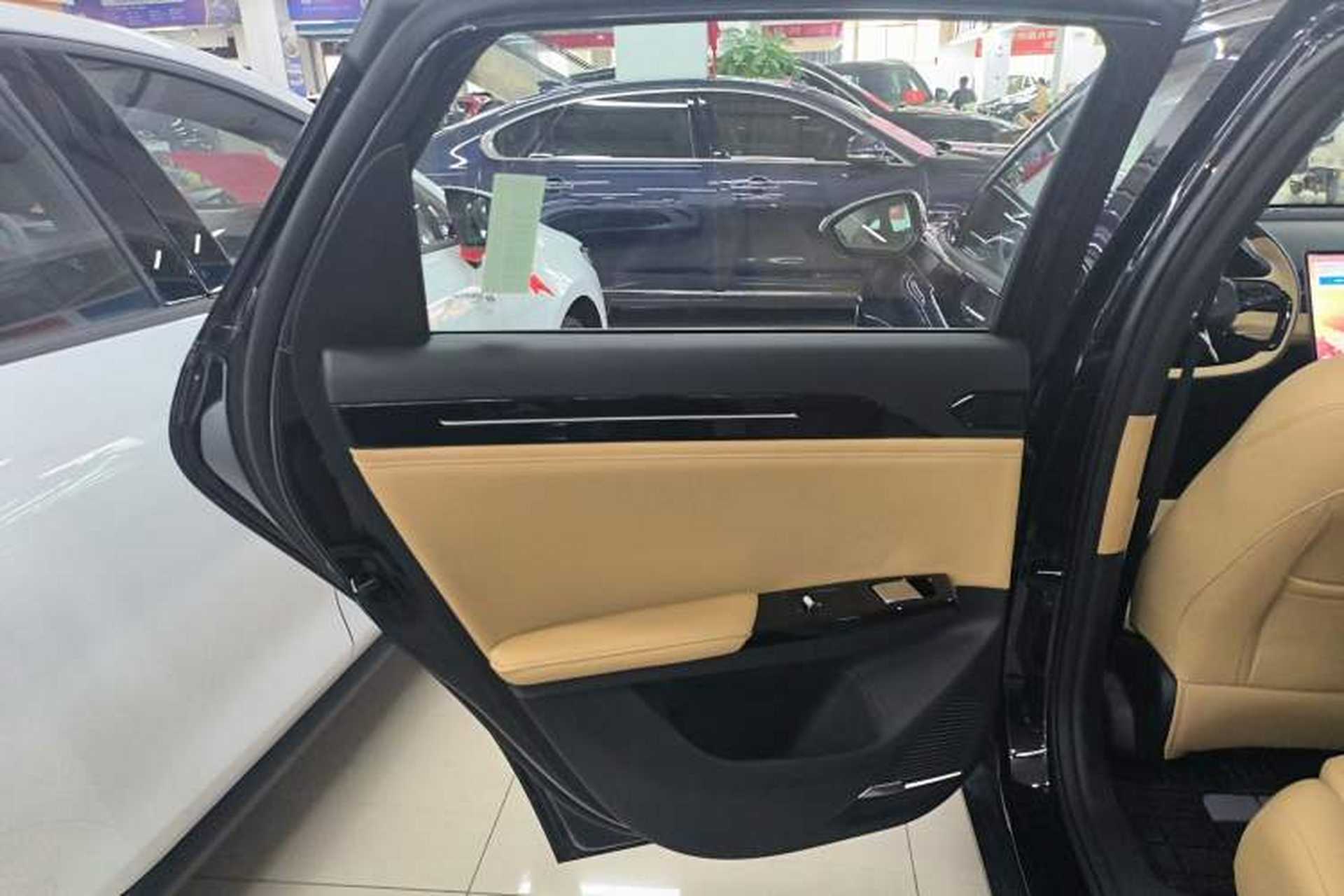 Used Geely Galaxy L6 2024 125km PLUS Dragon Edition Left Rear Door Interior