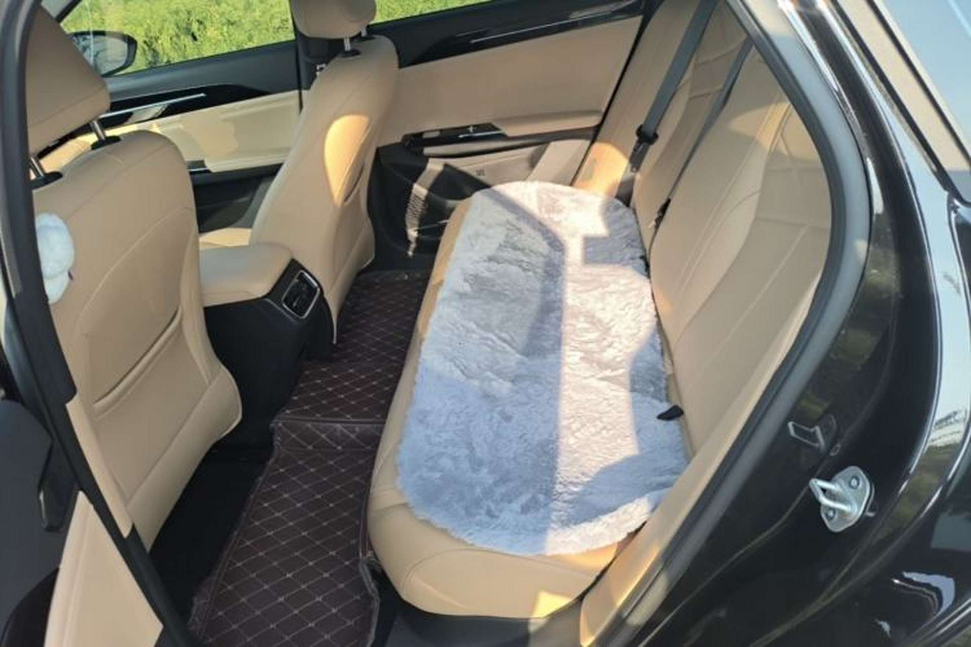 Used Geely Galaxy L6 2024 125km PLUS Dragon Edition Left Rear Seat
