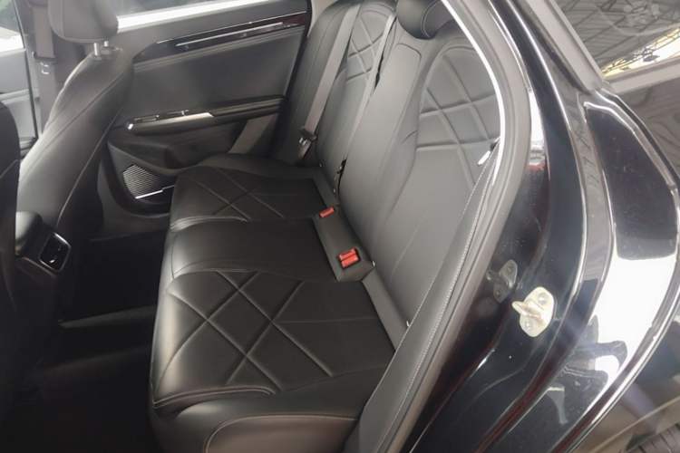 Used Geely Galaxy L6 2024 60km PLUS Dragon Edition Left Rear Seat