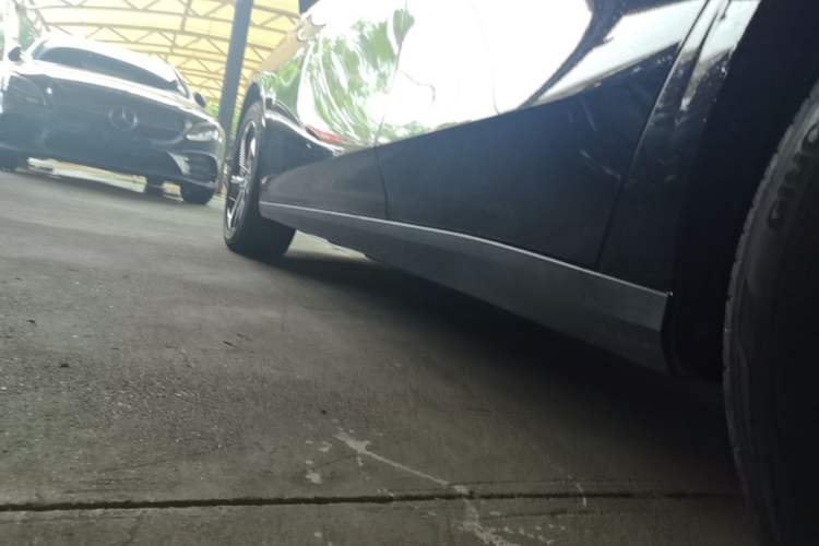 Used Geely Galaxy L6 2024 125km PLUS Dragon Edition Left Side Sill