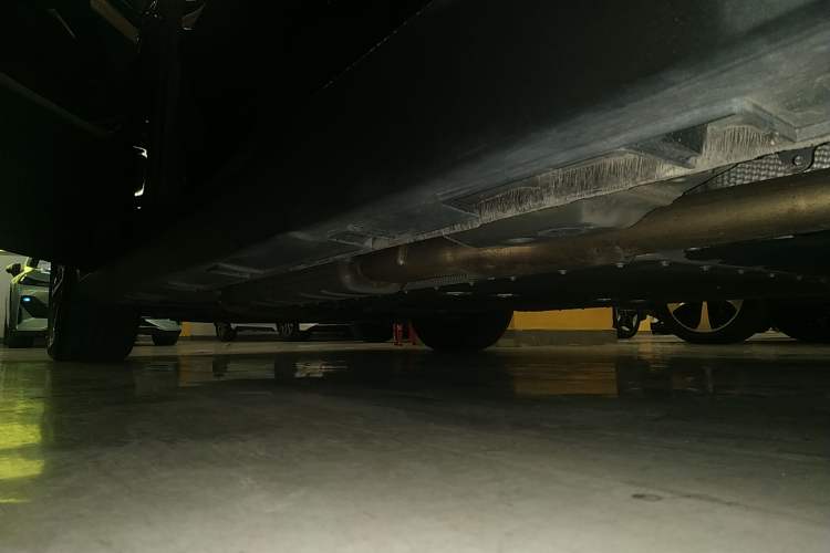 Used Geely Galaxy L6 2024 125km PLUS Dragon Edition Left Side Sill