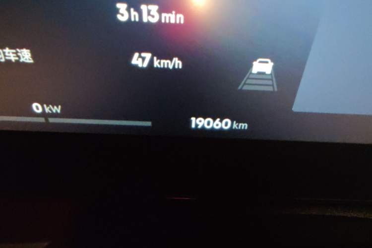 Used Geely Galaxy L6 2024 125km PLUS Dragon Edition Odometer Close Up