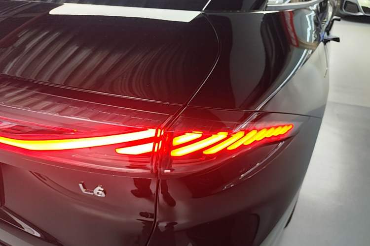 Used Geely Galaxy L6 2024 125km PLUS Dragon Edition Right Rear Taillight