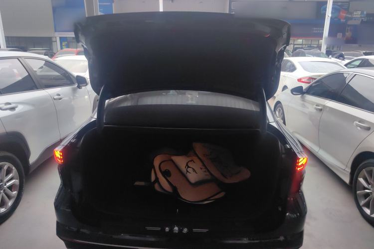 Used Geely Galaxy L6 2024 125km Creative Edition Trunk