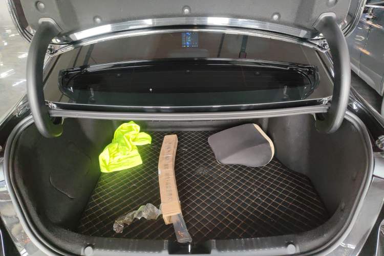 Used Geely Galaxy L6 2024 125km PLUS Dragon Edition Trunk