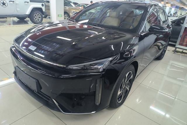 Used Geely Galaxy L6 2024 125km PLUS Dragon Edition