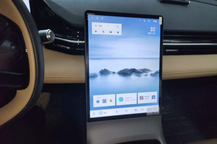 Used Geely Galaxy L6 2024 125km PLUS Dragon Edition Audio And AC Panel