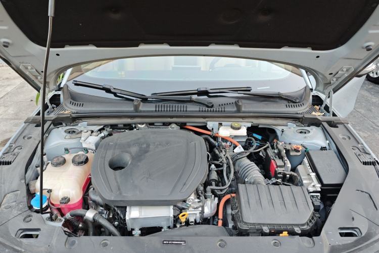 Used Geely Galaxy L6 2024 125km PLUS Dragon Edition Engine Bay