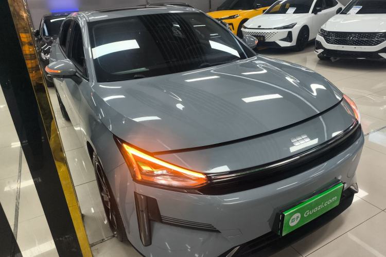 Used Geely Galaxy L6 2024 125km PLUS Dragon Edition Exterior 1