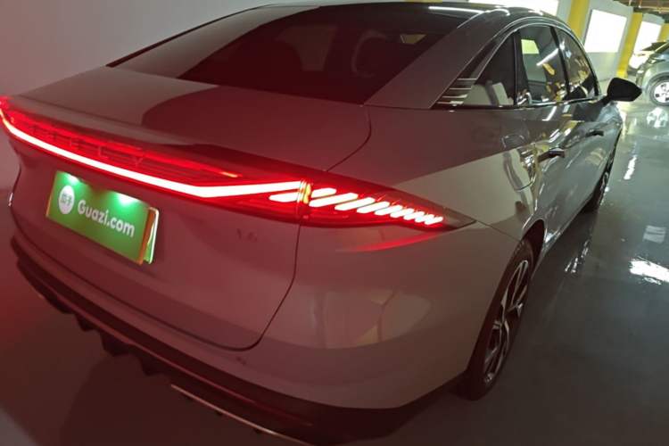 Used Geely Galaxy L6 2024 125km Creative Edition Exterior 3