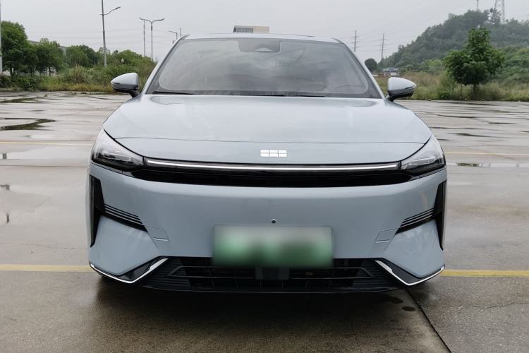 Used Geely Galaxy L6 2024 125km PLUS Dragon Edition Exterior 3