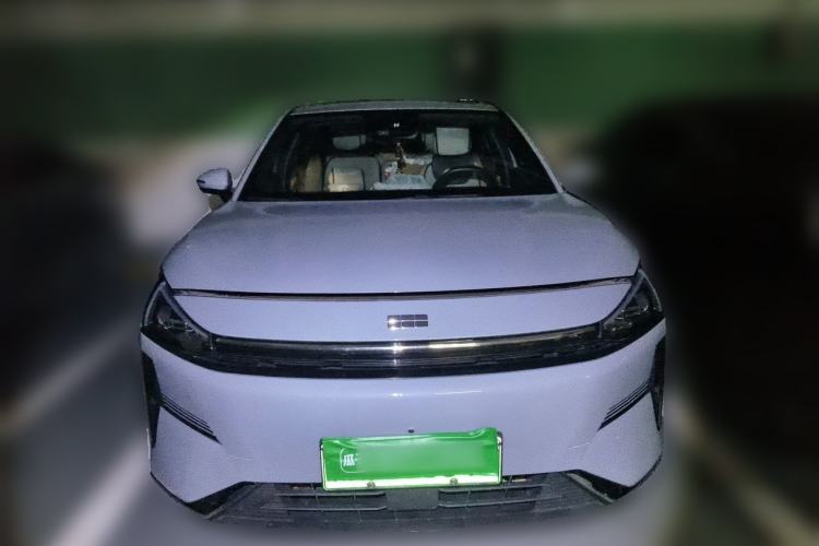 Used Geely Galaxy L6 2024 125km PLUS Dragon Edition Front