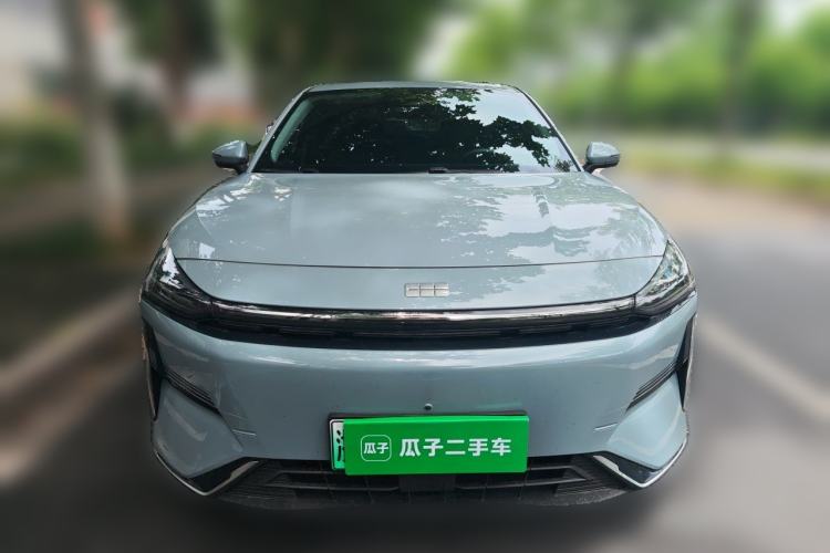 Used Geely Galaxy L6 2024 125km PLUS Dragon Edition Front