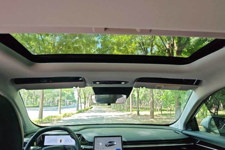 Used Geely Galaxy L6 2024 125km PLUS Dragon Edition Headliner