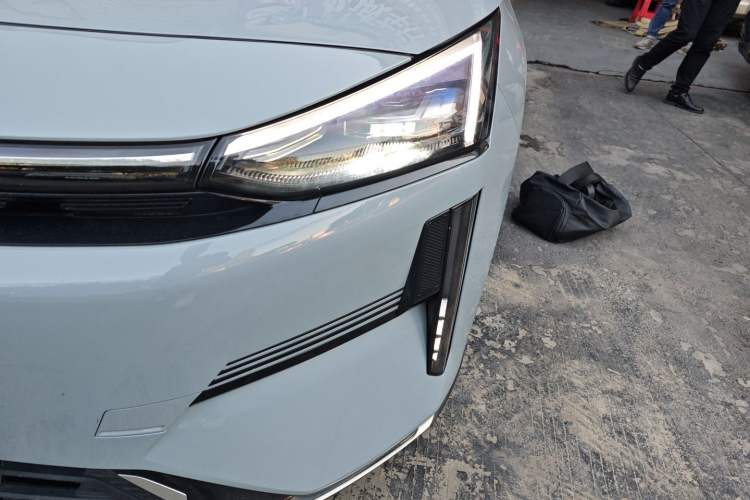 Used Geely Galaxy L6 2024 125km PLUS Dragon Edition Left Front Headlight