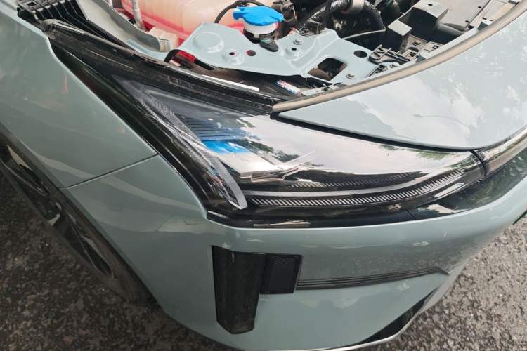 Used Geely Galaxy L6 2024 125km PLUS Dragon Edition Right Front Headlight