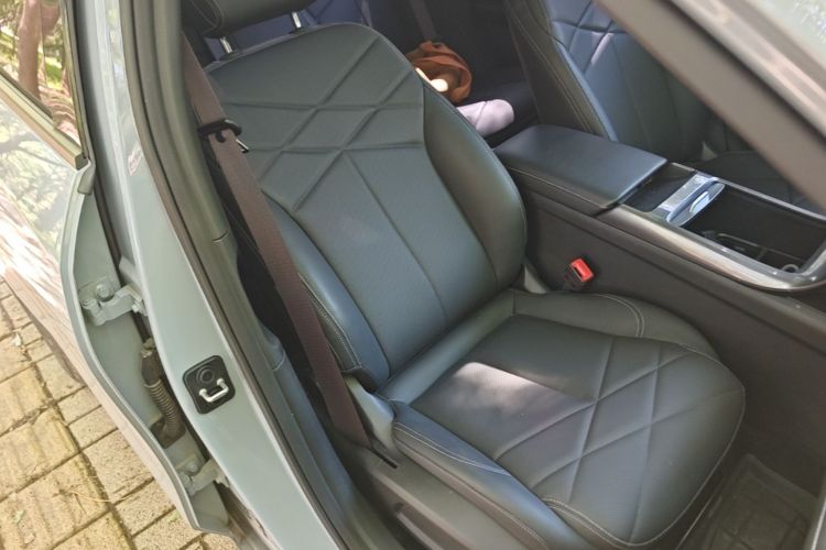 Used Geely Galaxy L6 2024 125km PLUS Dragon Edition Right Front Seat