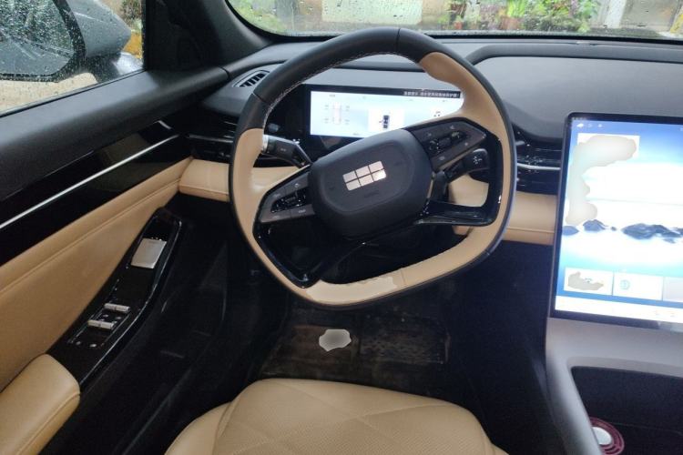 Used Geely Galaxy L6 2024 125km PLUS Dragon Edition Steering Wheel