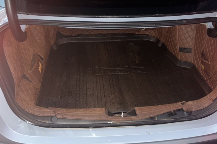 Used Geely Galaxy L6 2024 125km PLUS Dragon Edition Trunk