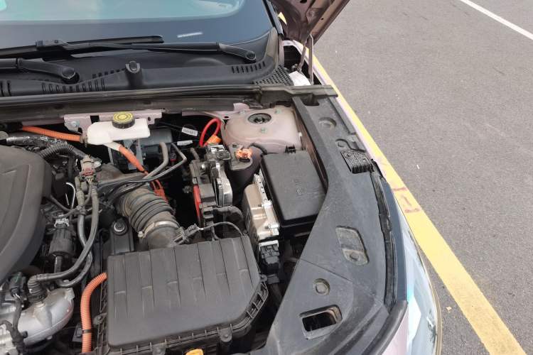 Used Geely Galaxy L6 2024 125km Creative Edition Engine Bay Left