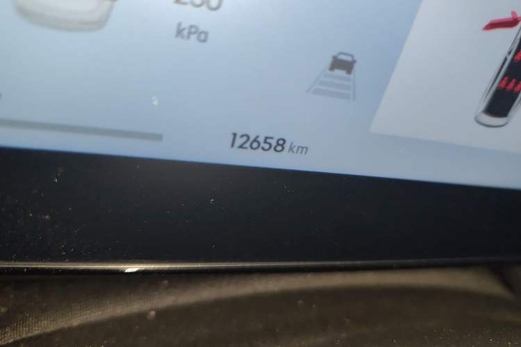 Used Geely Galaxy L6 2024 125km Creative Edition Odometer Close Up