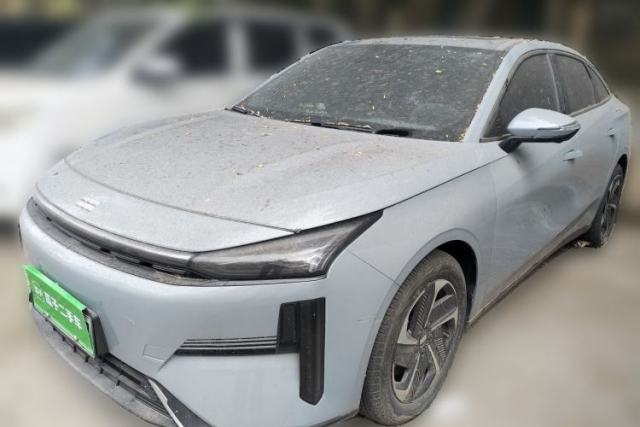 Used Geely Galaxy L6 2024 60km PLUS Dragon Edition