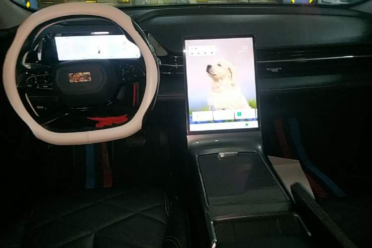 Used Geely Galaxy L6 2024 125km PLUS Dragon Edition Audio And AC Panel