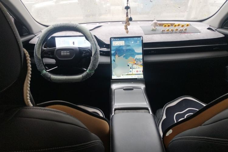 Used Geely Galaxy L6 2024 60km PLUS Dragon Edition Center Console