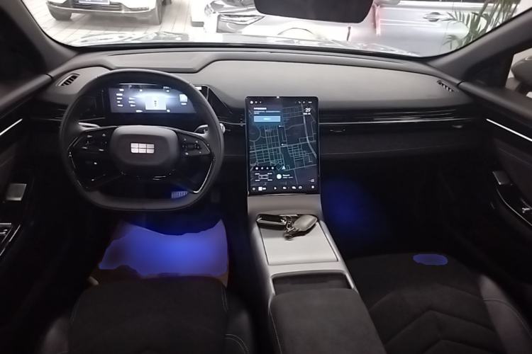 Used Geely Galaxy L6 2024 125km Creative Edition Center Console